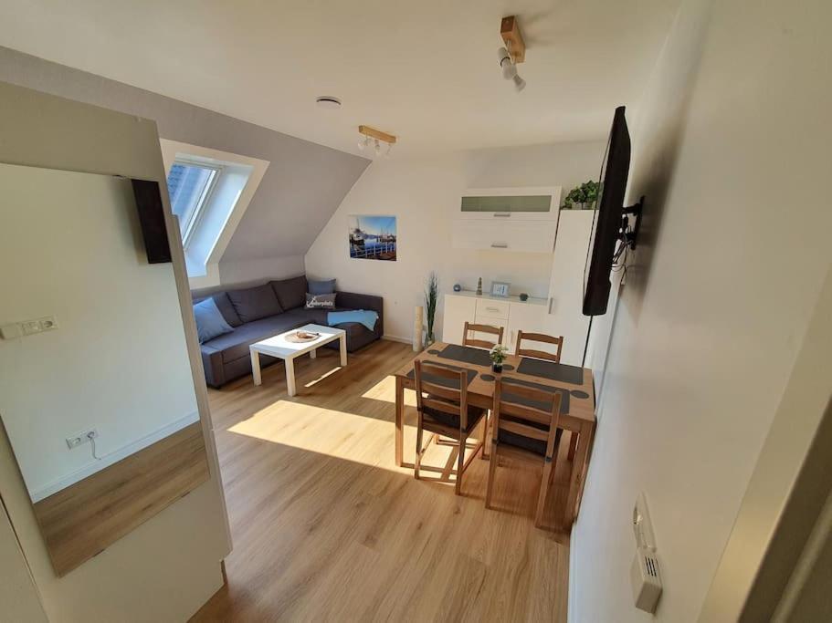Kiel-Russee Familienwohnung, Lademoeglichkeit, Co2 Frei Экстерьер фото